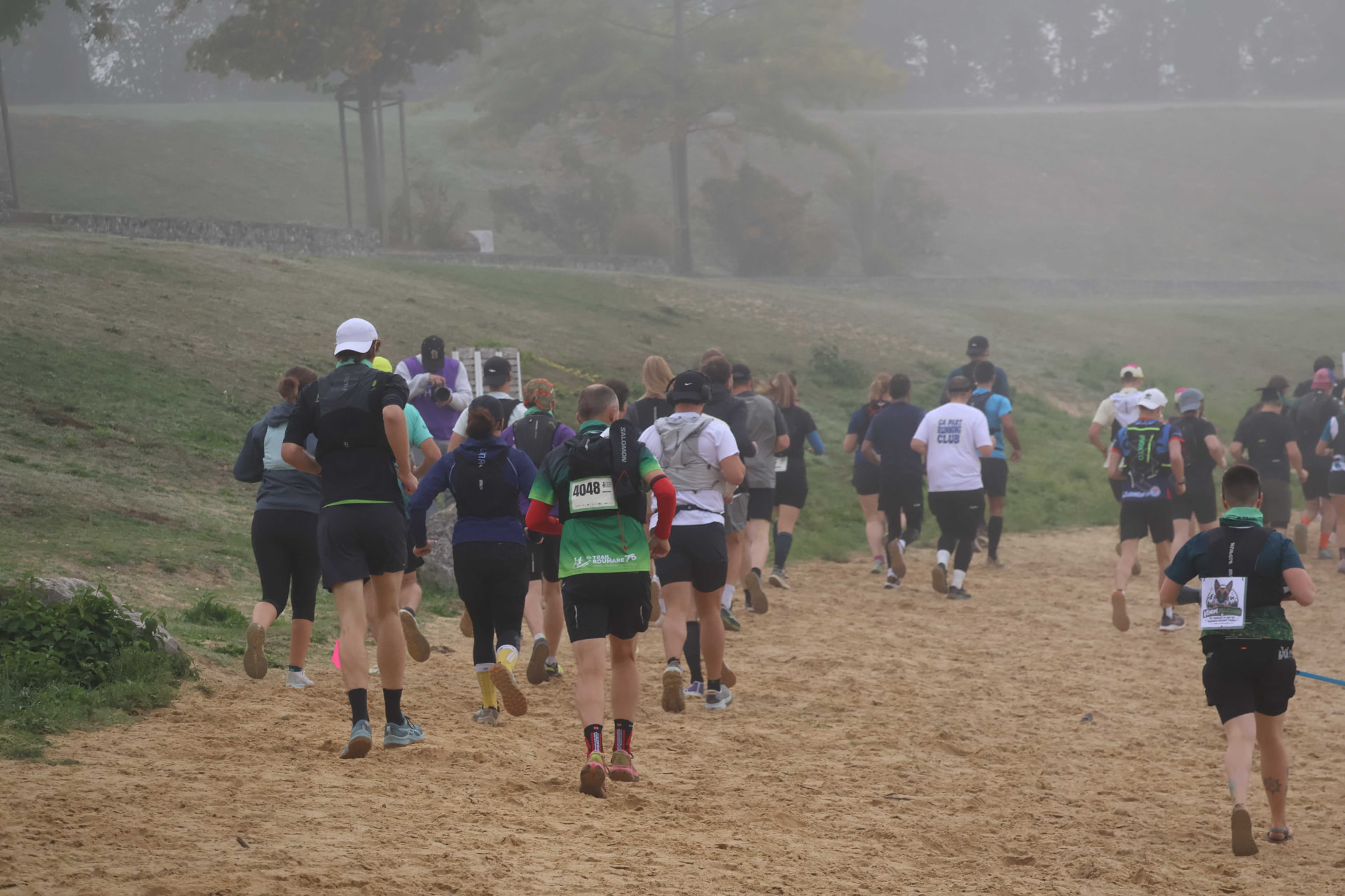 Les pelotons au départ et sur le parcours, photo 2